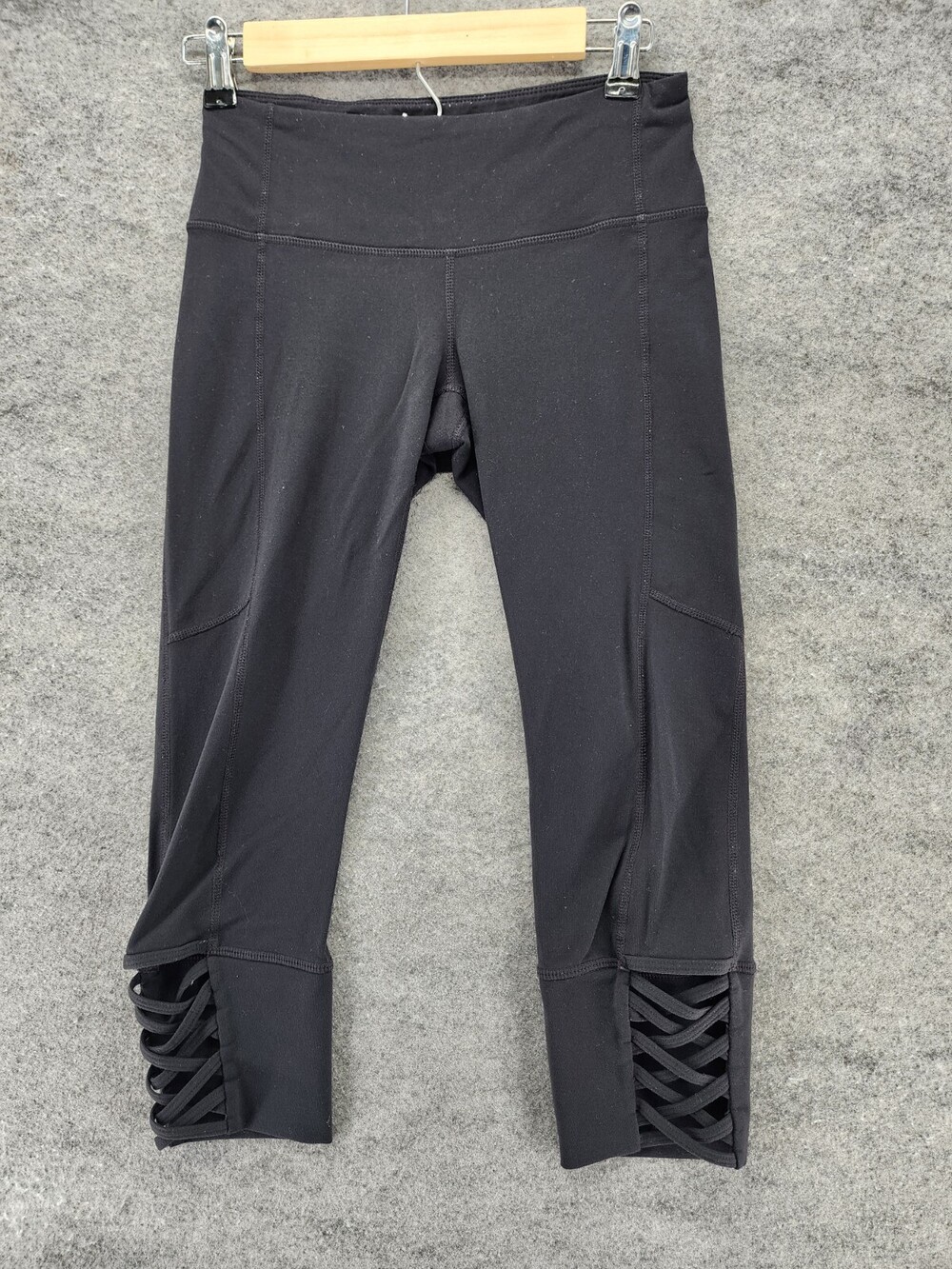 Athleta Leggings Womens XS Capri Pull On Black Low Rise 25x20"